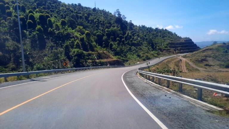 Pantai Simbaronce Trenggalek3 768x432