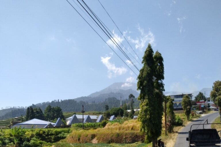 Curug Serwiti Tegal3 768x512