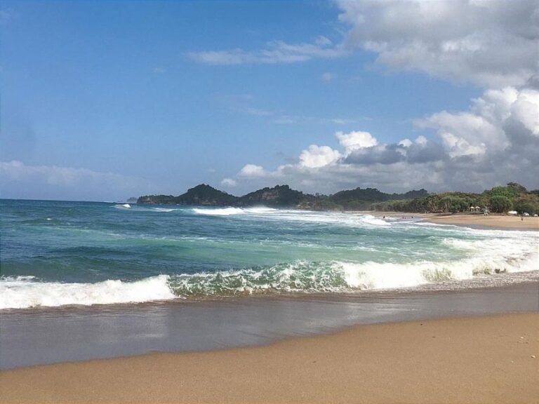 Pantai Wonogoro Malang4 768x576