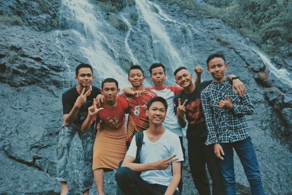 Wisata Curug Kedondong
