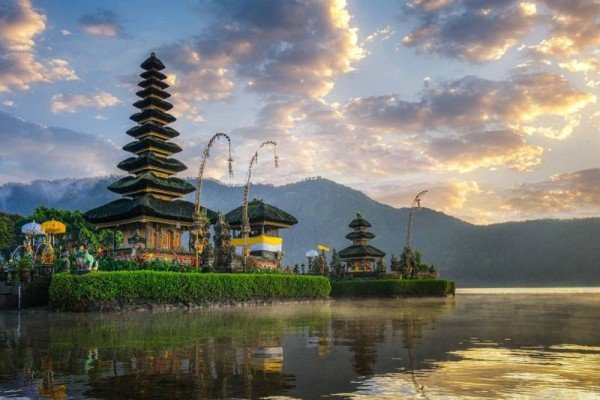 5 Wisata Danau di Bali yang Jadi Favorit Wisatawan, Liburan yuk!