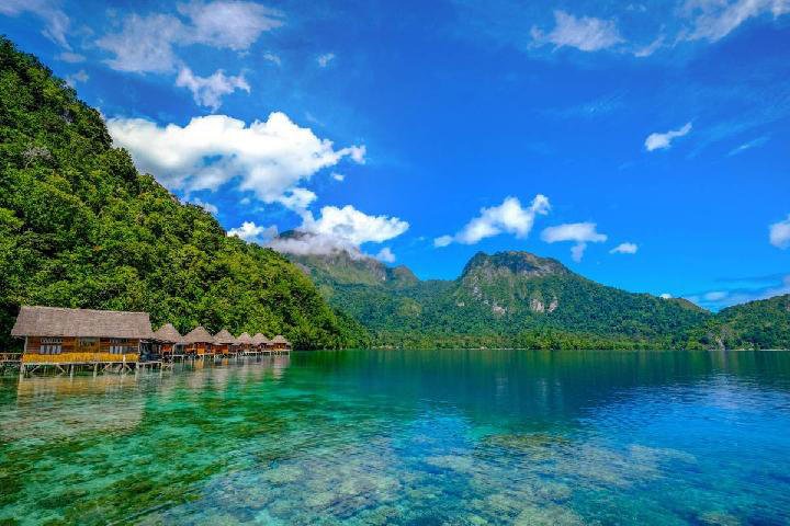 Pantai Terindah di Indonesia