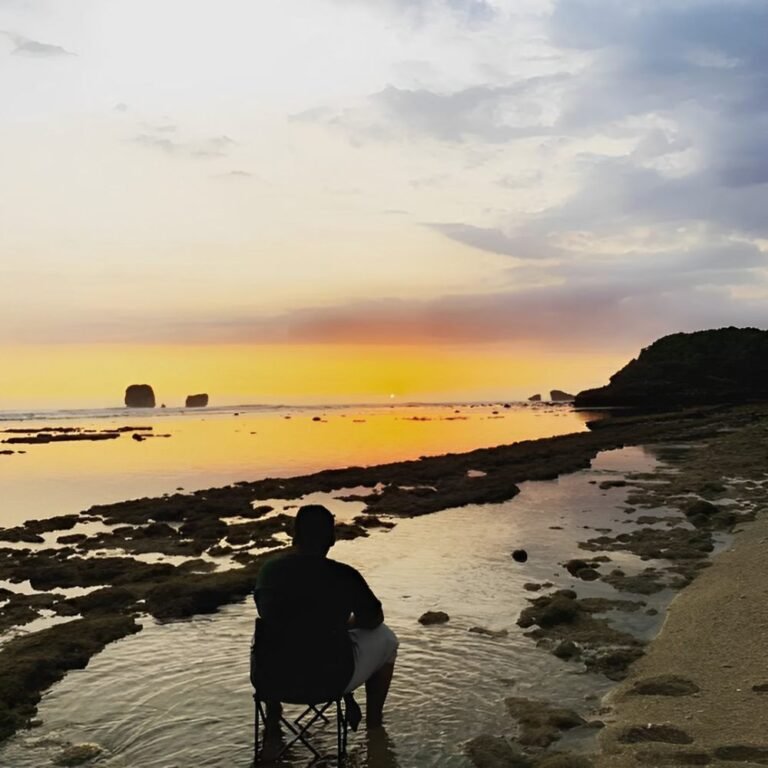 Pantai Watu Leter Malang5 768x768