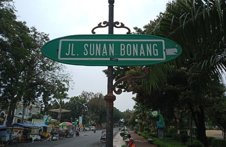 Wisata Religi Sunan Bonang2 768x499