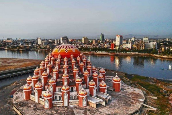 5 Wisata Religi di Makassar yang Unik dan Indah