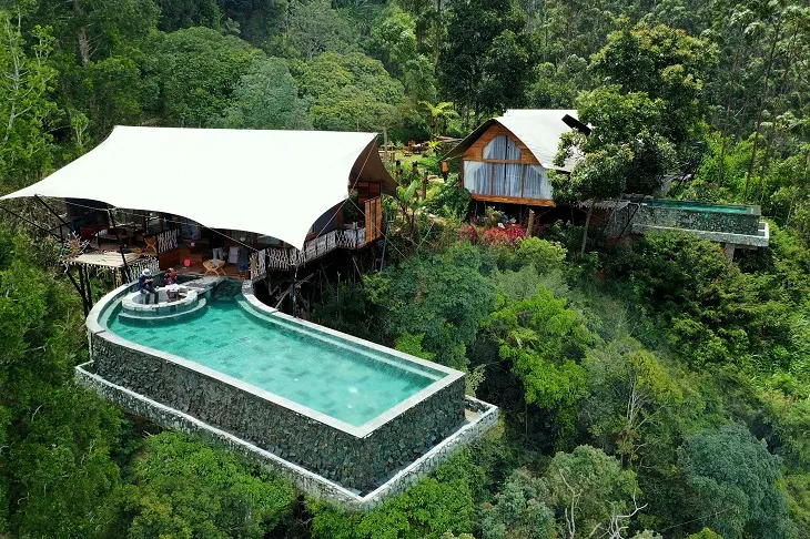 Bekerja Sambil Liburan di Glamping Legok Kondang Ciwidey