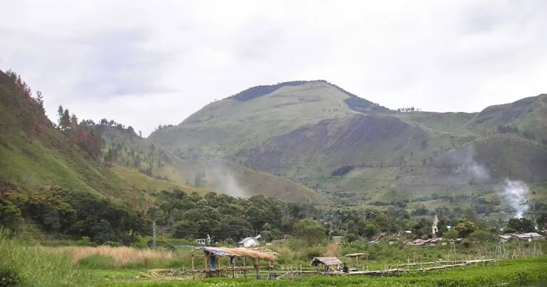 Gunung Sibuatan9