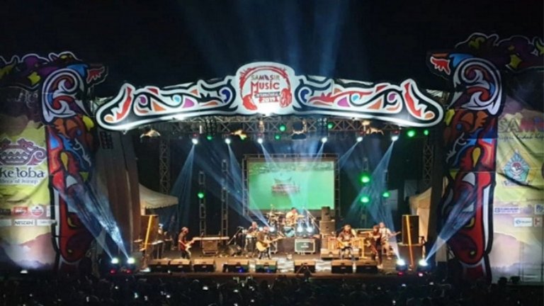 Open Stage Tuktuk Siadong One Toba7