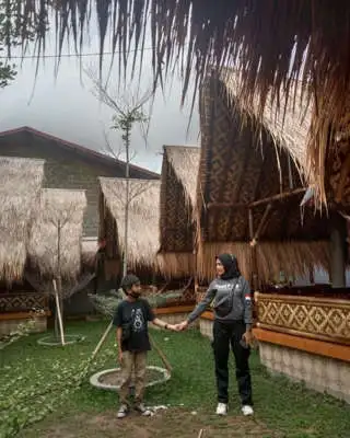 Wisata Rumah Makan Kampung Kecil4