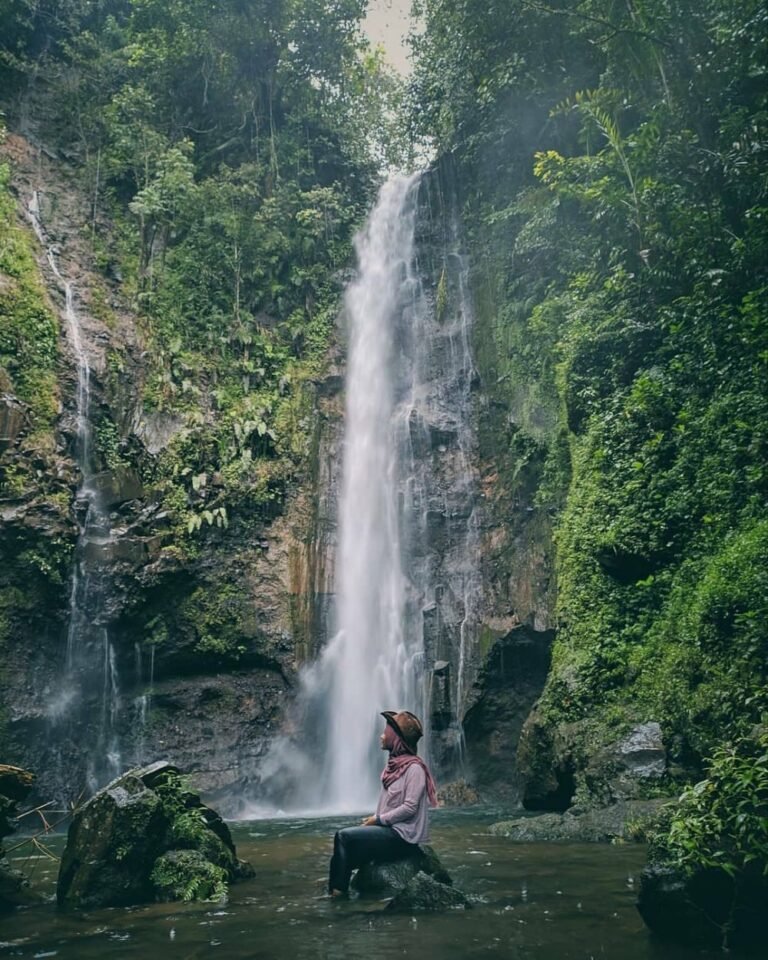 Curug Badak Batu Hanoman5 768x960