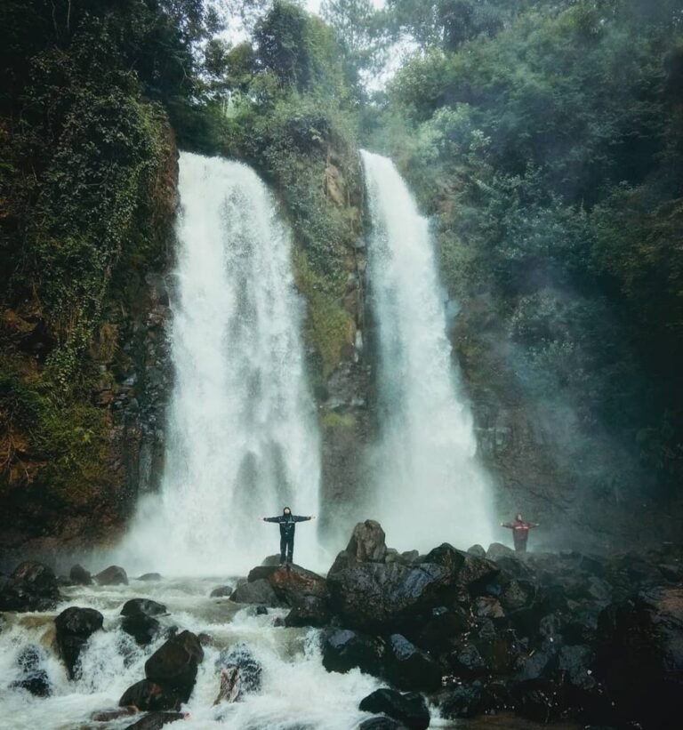 Curug Cinulang Sumedang7 768x821