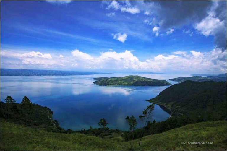 Dolok Panoguan Solu1 768x511