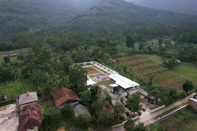 Glamping Parama Satwika Garut3 768x511