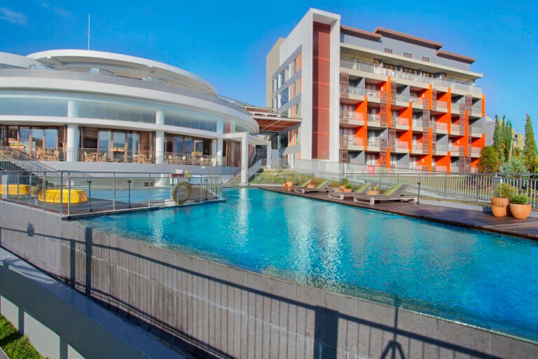 Pesona Alam Resort2 768x512