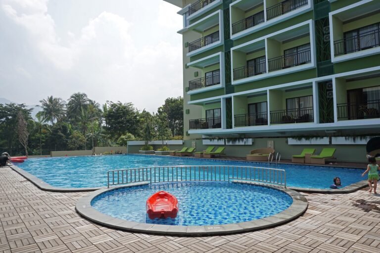 The Green Peak3 768x512