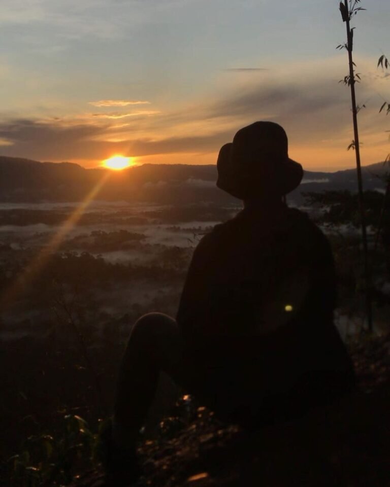 air terjun terinting kalbar2 768x960