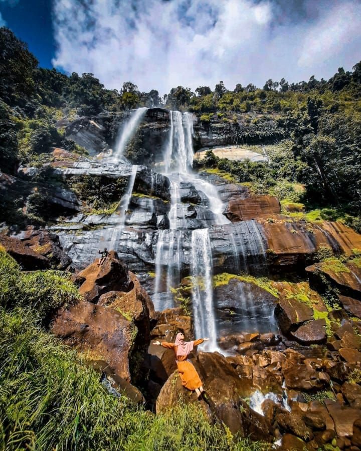 air terjun terinting kalbar3