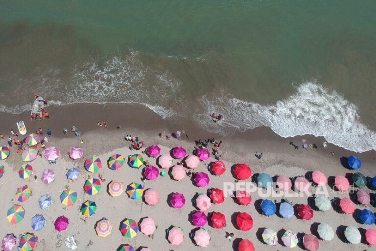 pantai cermin9 768x514