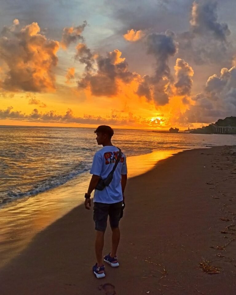 pantai sayang heulang garut6 768x960