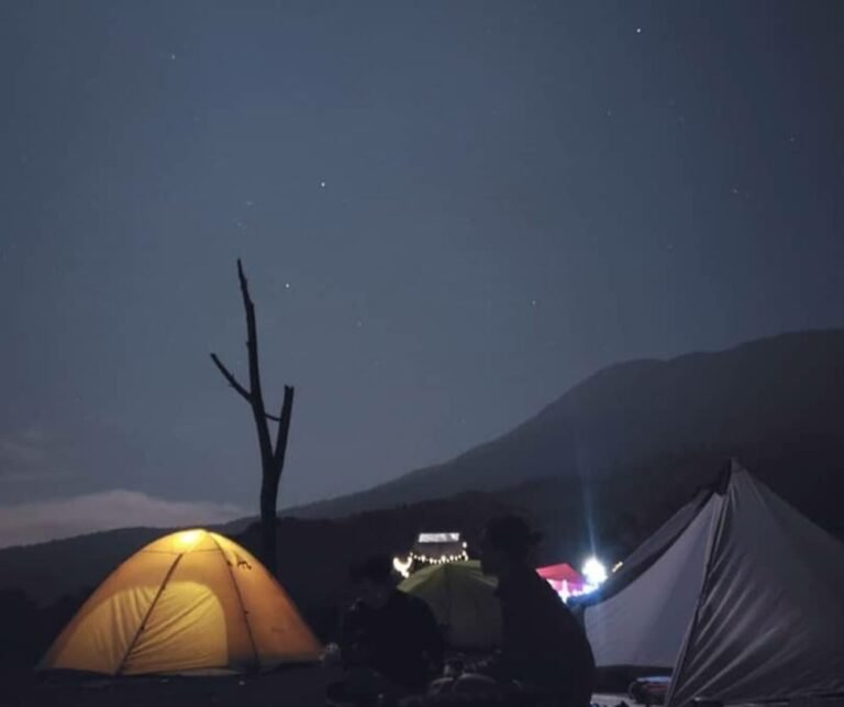 wisata bukit saung geulis5 768x643