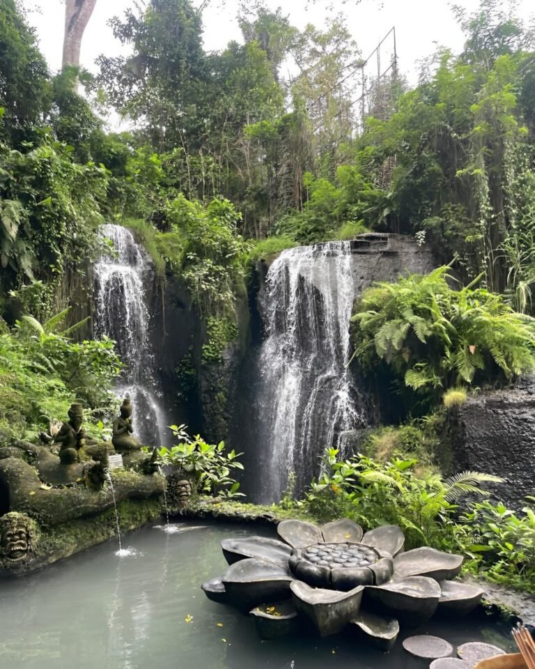 wisata taman beji griya waterfall bali2 768x960