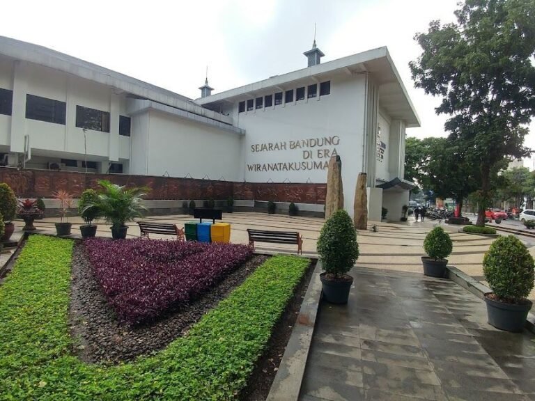 taman sejarah bandung4 1 768x576
