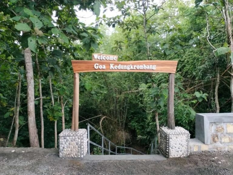 goa kedungkrombang blitar3 768x576