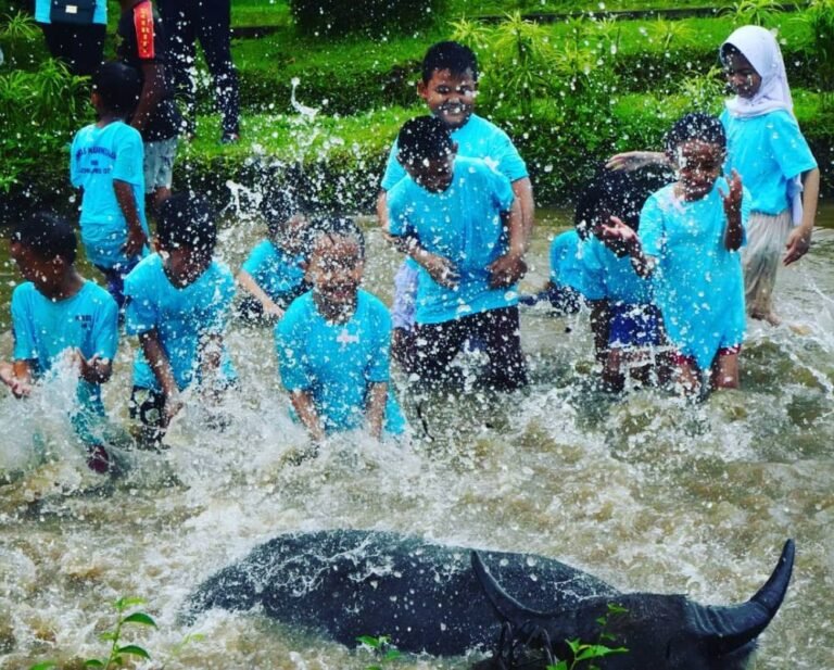 kampoeng wisata cinangneng5 768x617