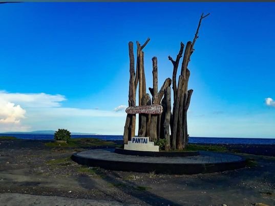 wisata pantai lembeng gianyar3