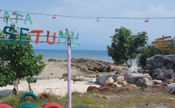 pantai setumu e1694026639134