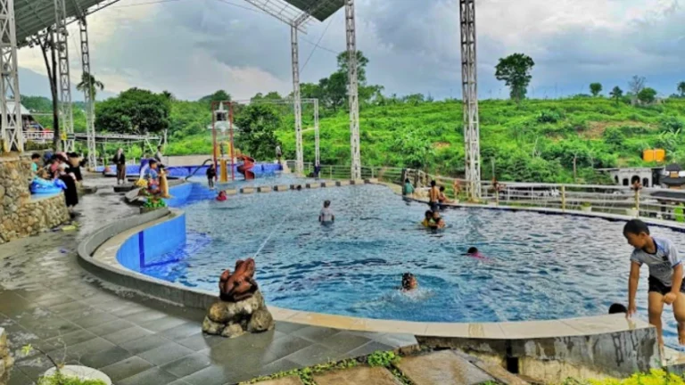 fasilitas lembah pandawa pasuruan 768x432