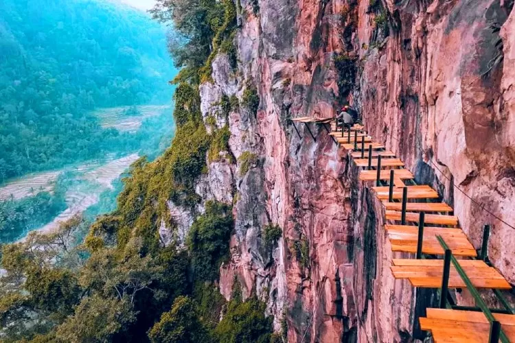 gumuk reco 759452372