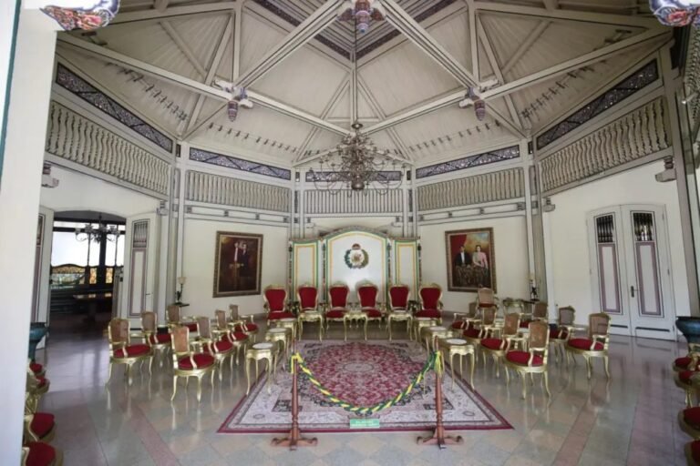 pura mangkunegaran solo3 768x512