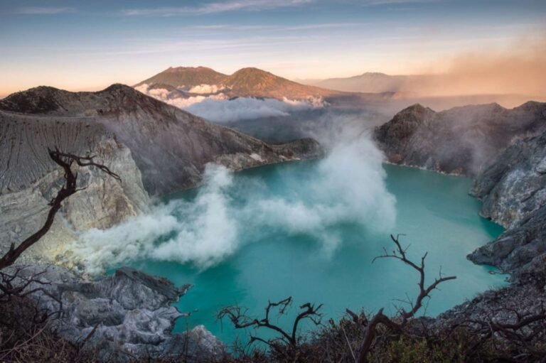 kawah ijen profile1696943976 768x511