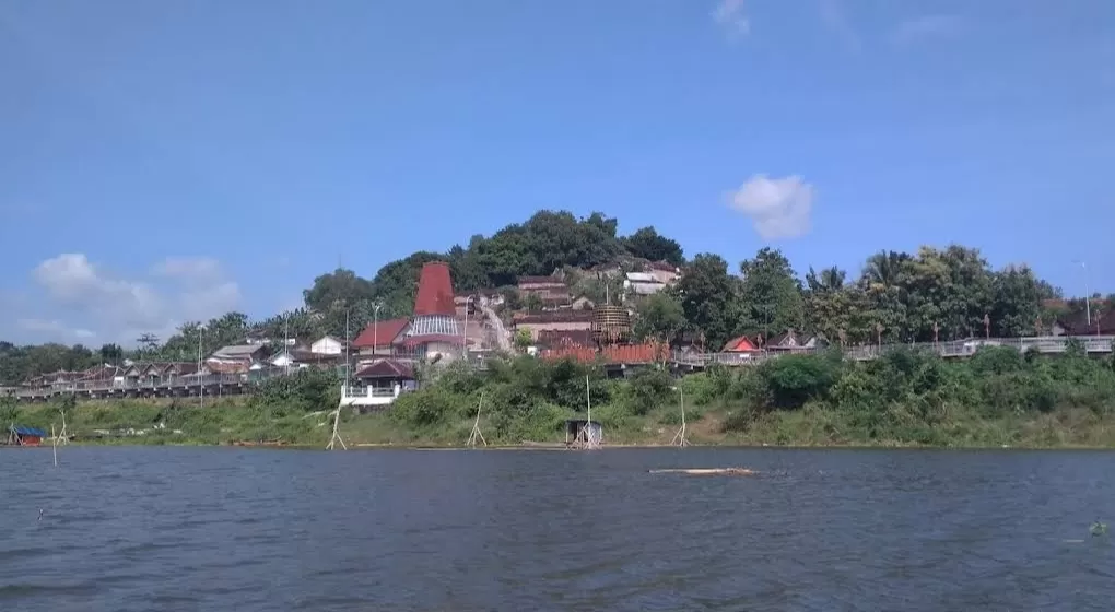 Menelusuri Jejak Spiritual di Bumi Sukowati: 6 Destinasi Wisata Religi Unggulan di Kabupaten Sragen