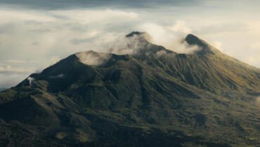 Ketika Raksasa Berhenti Bernapas: Benarkah Gunung Berapi Bisa Mati Total?